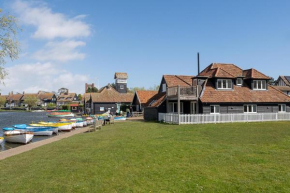 Boat Shelter Cottage
